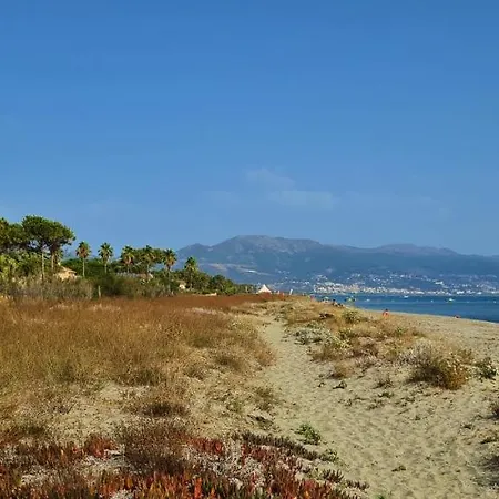 Appartement Studio Bord De Plage